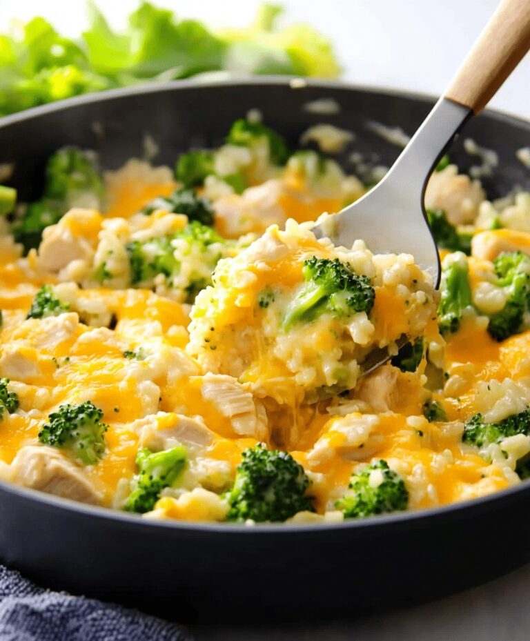 Delicious One Pot Cheesy Chicken Broccoli Rice Casserole Recipe