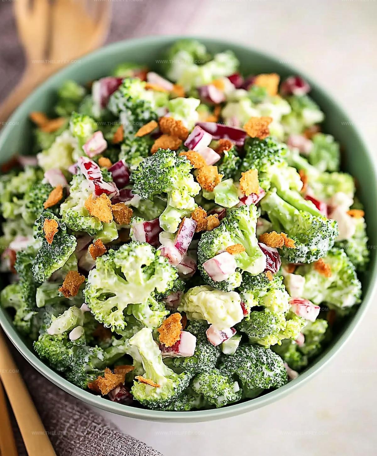 Easy Broccoli Salad Recipe