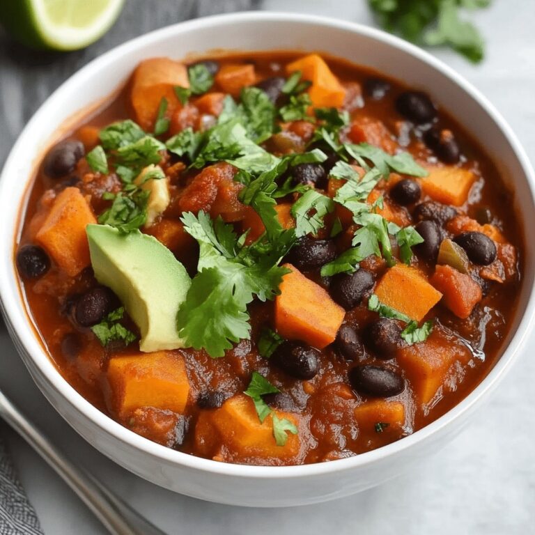 Hearty Sweet Potato Black Bean Chili Recipe