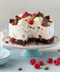 Creamy Homemade Ice Cream Cake Recipe