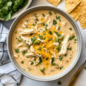 Hearty Crockpot White Chicken Chili Recipe