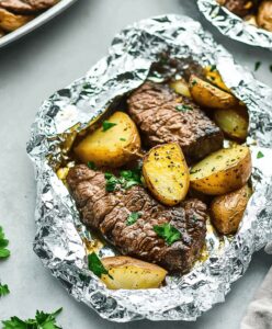 Garlic Steak & Potato Foil Packets Recipe