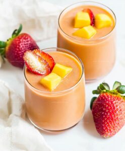 Tropical Strawberry Mango Smoothie Recipe
