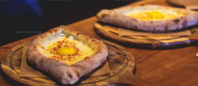 Ajaruli Khachapuri
