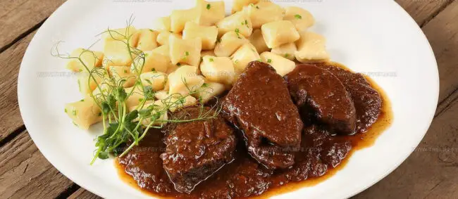 Dalmatinska Pasticada