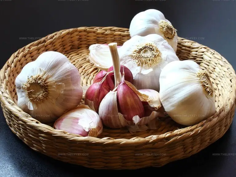 Garlic Bulbs or Cloves: Do You Know the Difference?