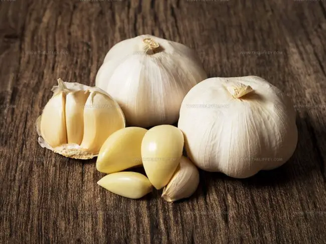 Garlic Bulbs or Cloves: What's the Real Difference?